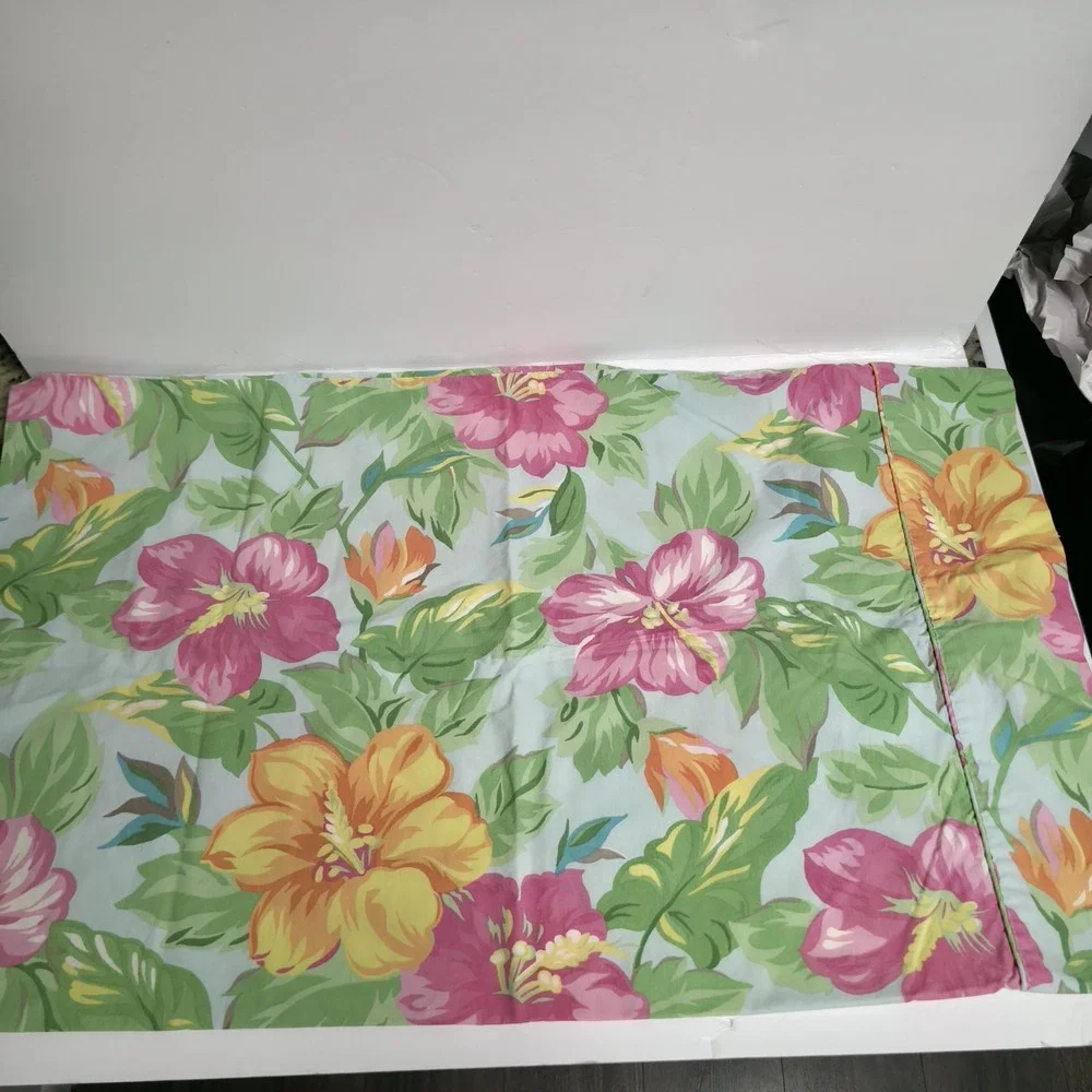 VTG Ralph Lauren Sandy Lane Tropical Hibiscus Pillowcase Pair Blue Pink Standard